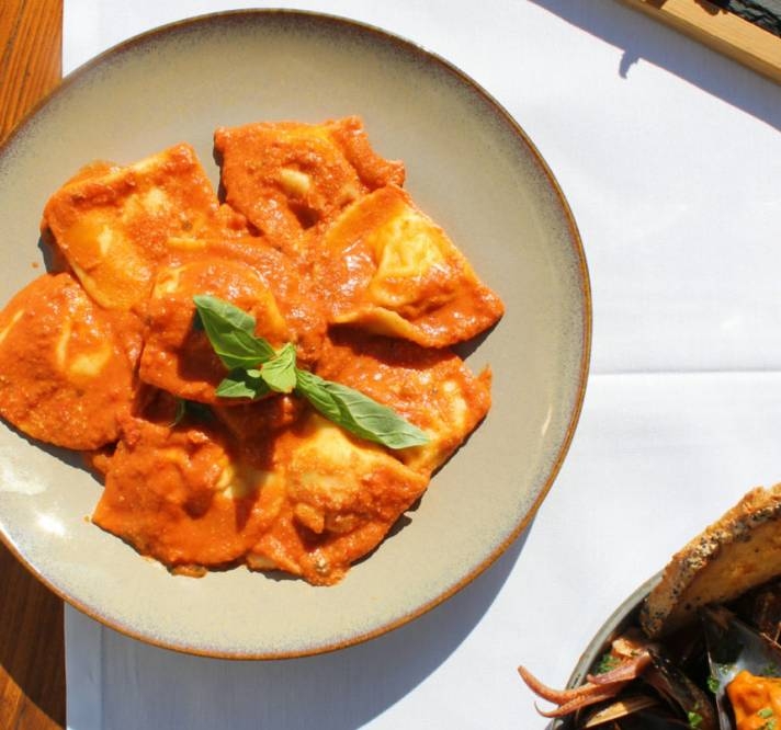 Le restaurant - À La Bottarga - restaurant BASTIA - restaurant Bastia centre ville - Bottarga Corse - restaurant fruit de mer Bastia - Restaurant Terrasse Bastia - Restaurant Port de Bastia - restaurant BASTIA